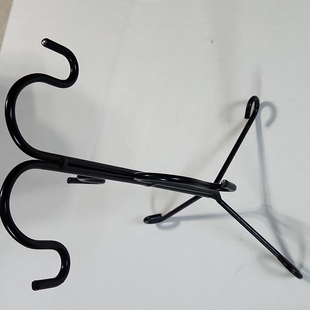 Black Coffee Mug Holder - 4 Mugs